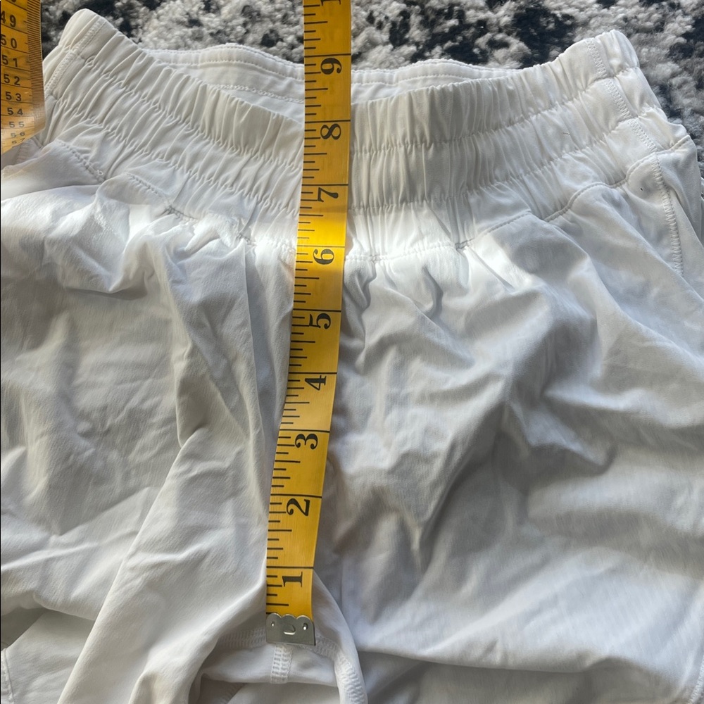Lululemon Track That High-Rise Lined Short size 4 - Picture 8 of 8